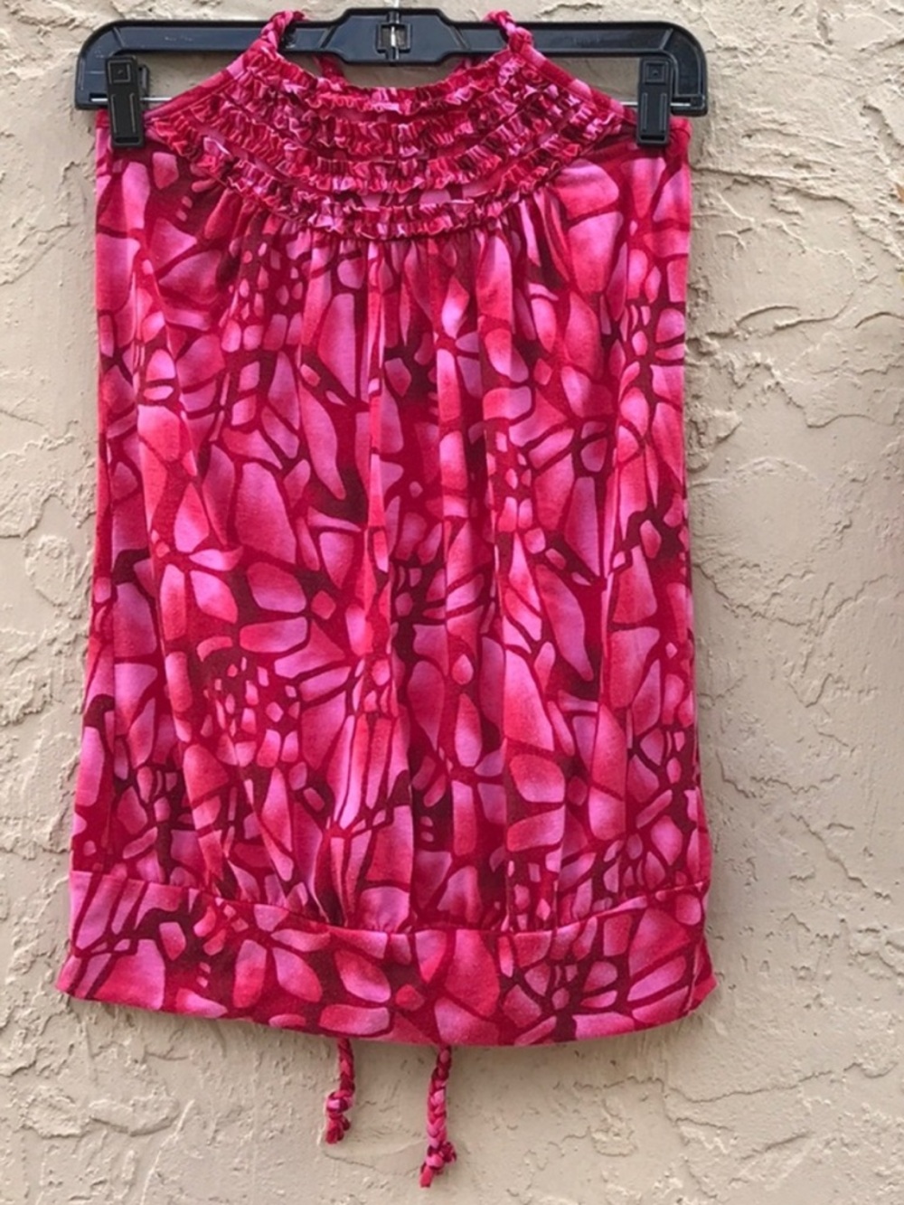 🌺 Cute Max Red Ruffle Neck Halter Top
